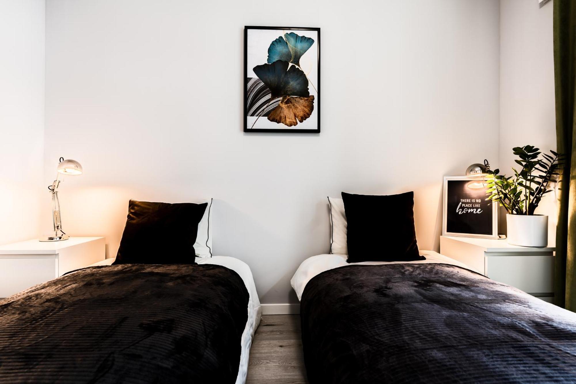Pure Rental Premium Apartments 弗罗茨瓦夫 外观 照片