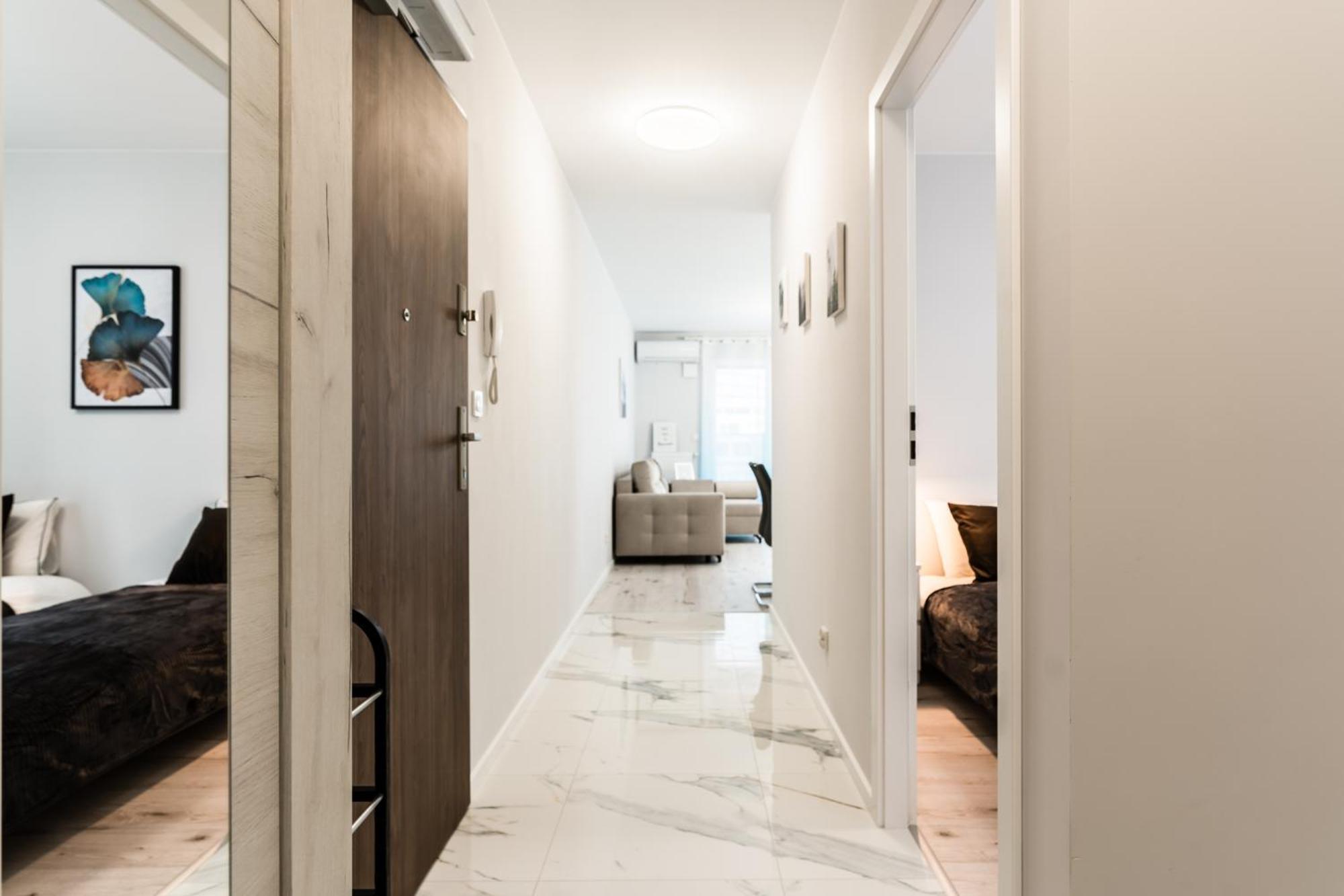 Pure Rental Premium Apartments 弗罗茨瓦夫 外观 照片
